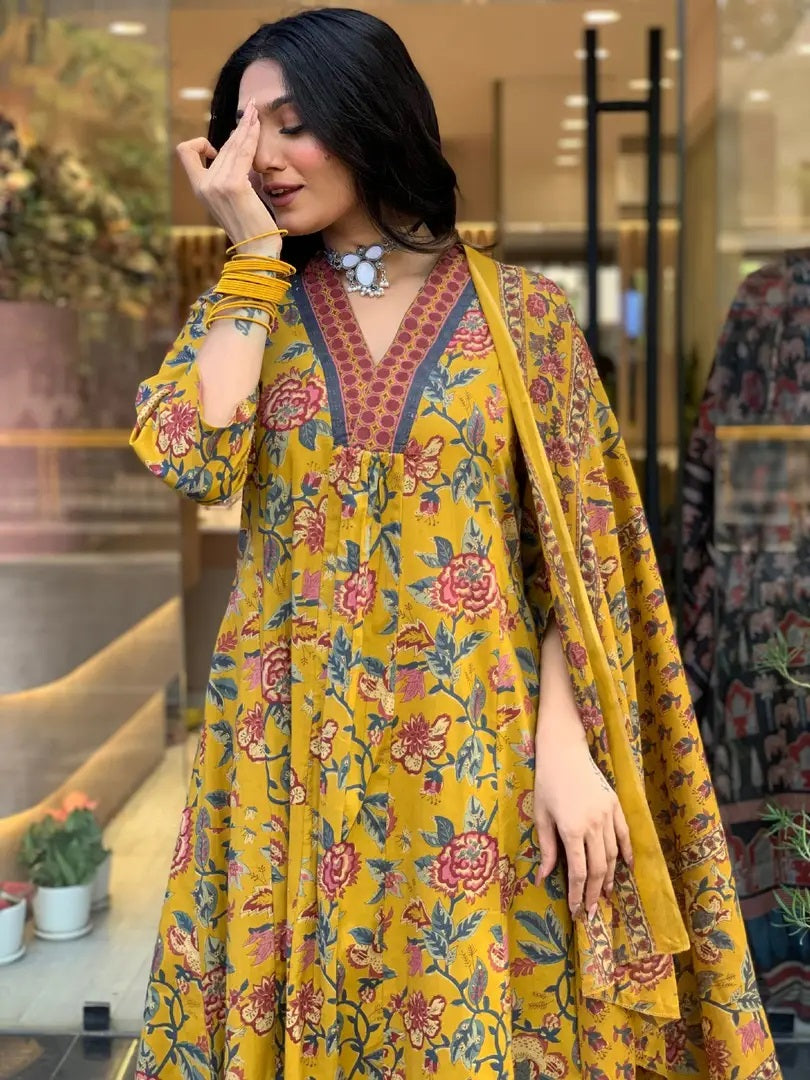 Yellow Cotton Rayon Printed Kurta Pant Dupatta Set For Women